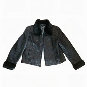 QUE Chevron Pattern Black Lambskin Leather Jacket